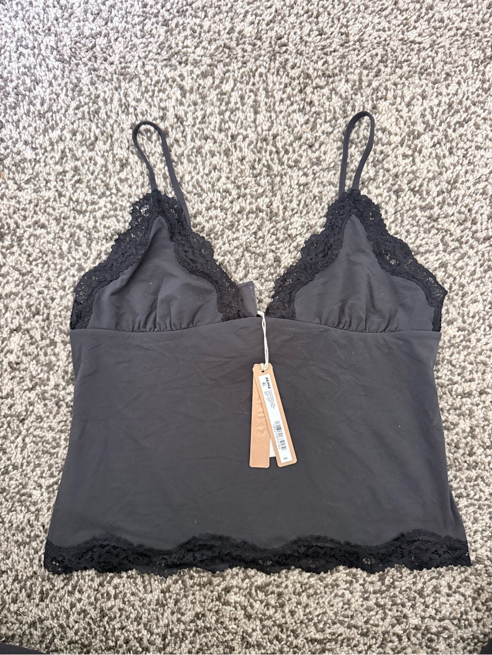 Skims Fits everybody lace size L onix